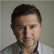 Maestro en Arte Dramático de la Universidad de Antioquia ofrece clases de actuación, improvisación y creación escénica personaliza